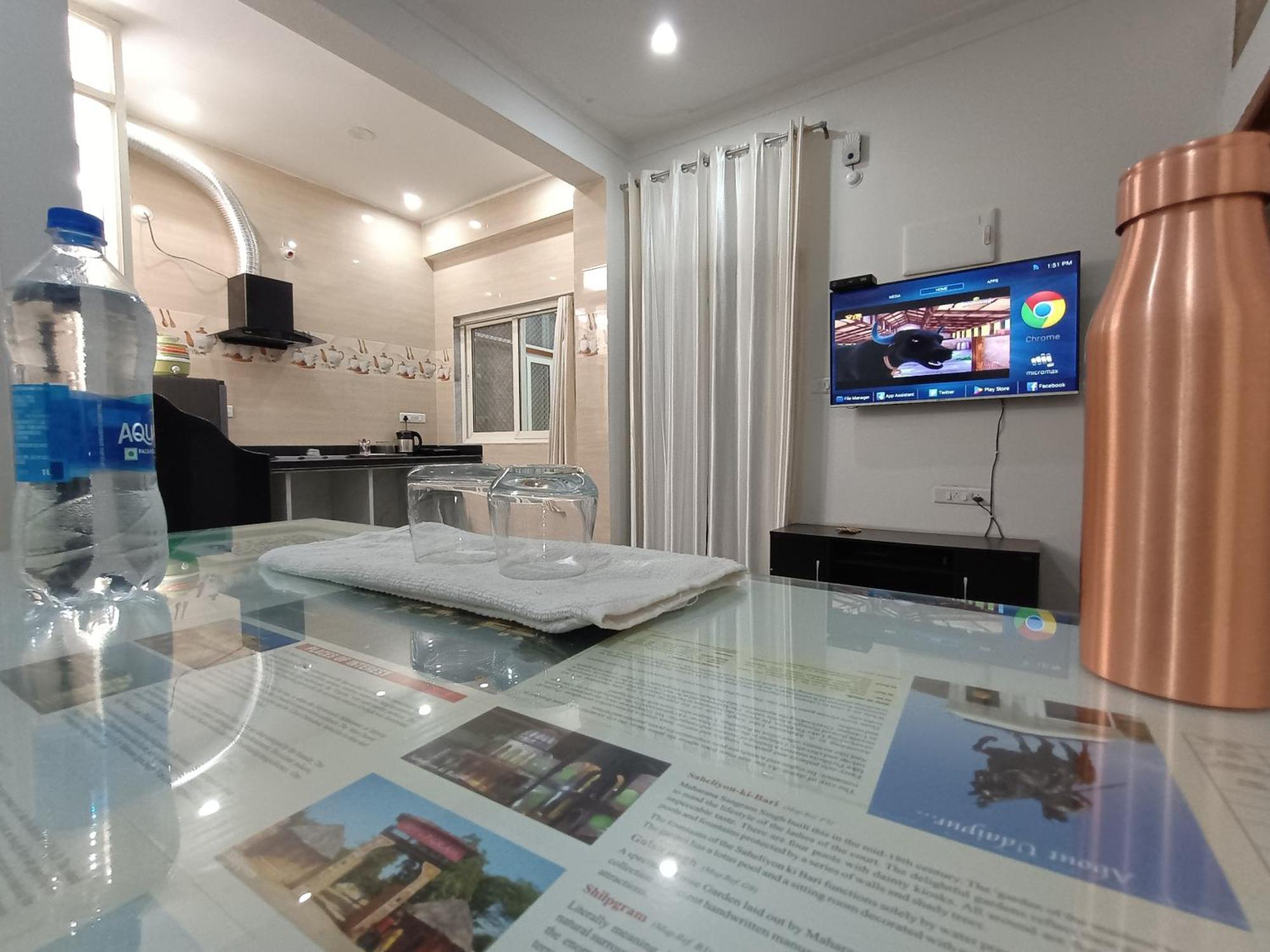 Choudhary White House Udaipur Apartment ภายนอก รูปภาพ