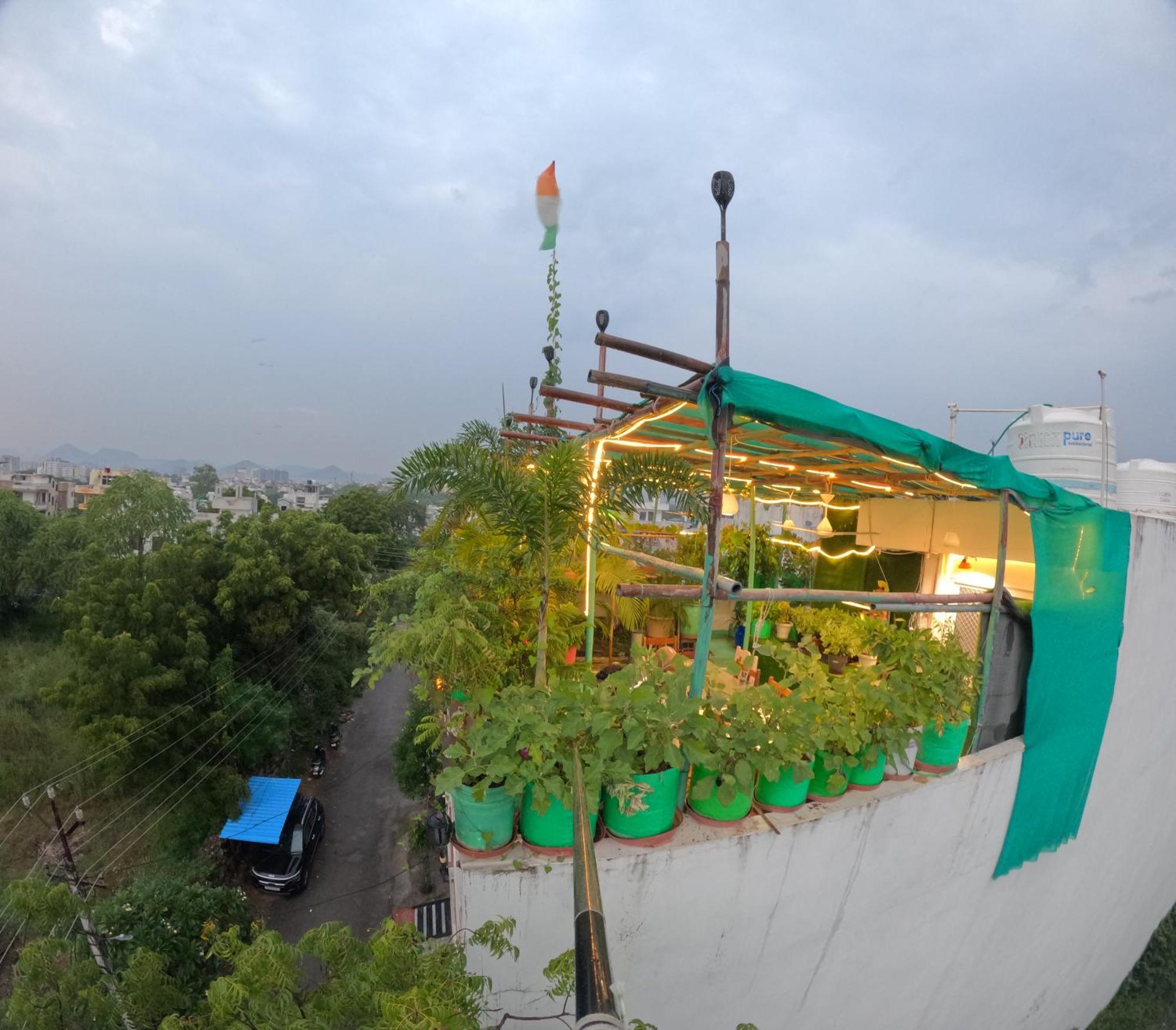Choudhary White House Udaipur Apartment ภายนอก รูปภาพ
